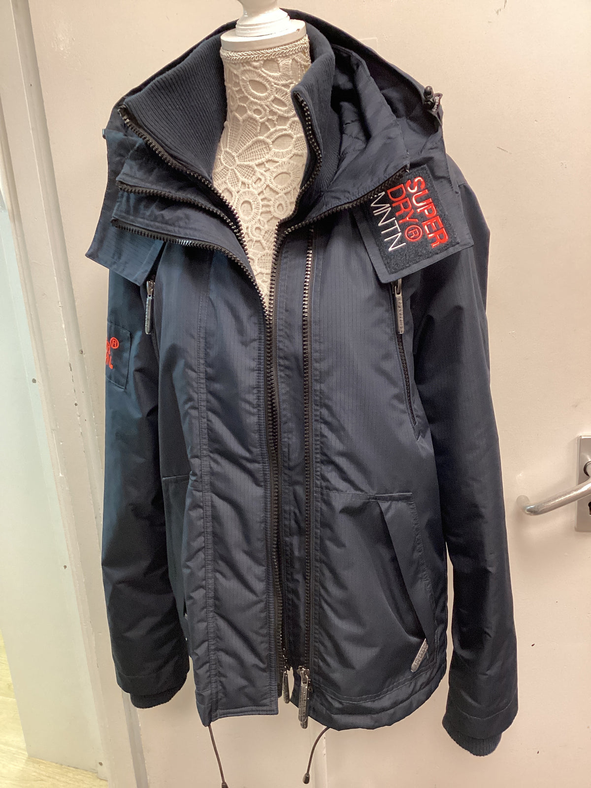 Super Dry New Women’s Hooded Windbreaker Jacket Eclipse Navy Size14