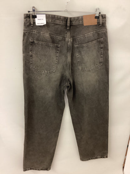 Pull & Bear men’s Baggy Fit Jeans BNWT faded Brown Waist 34 “ 29” inside leg