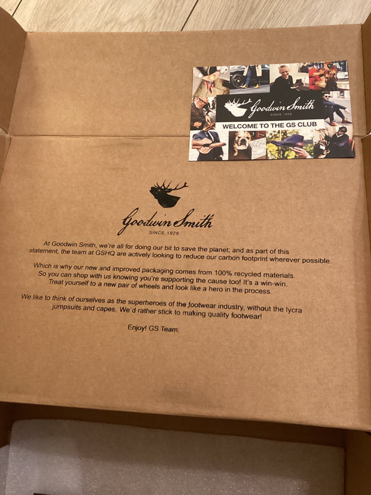 Goodwin Smith Artisan Bennett Bordo Black Scottish Style Brogue Boots size 10 BNIB