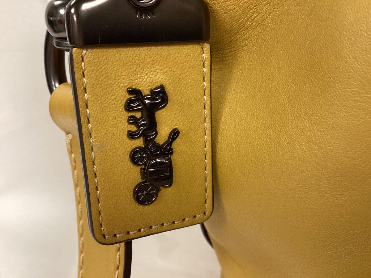COACH Glove Tanned Pebble Leather Duffle Bag