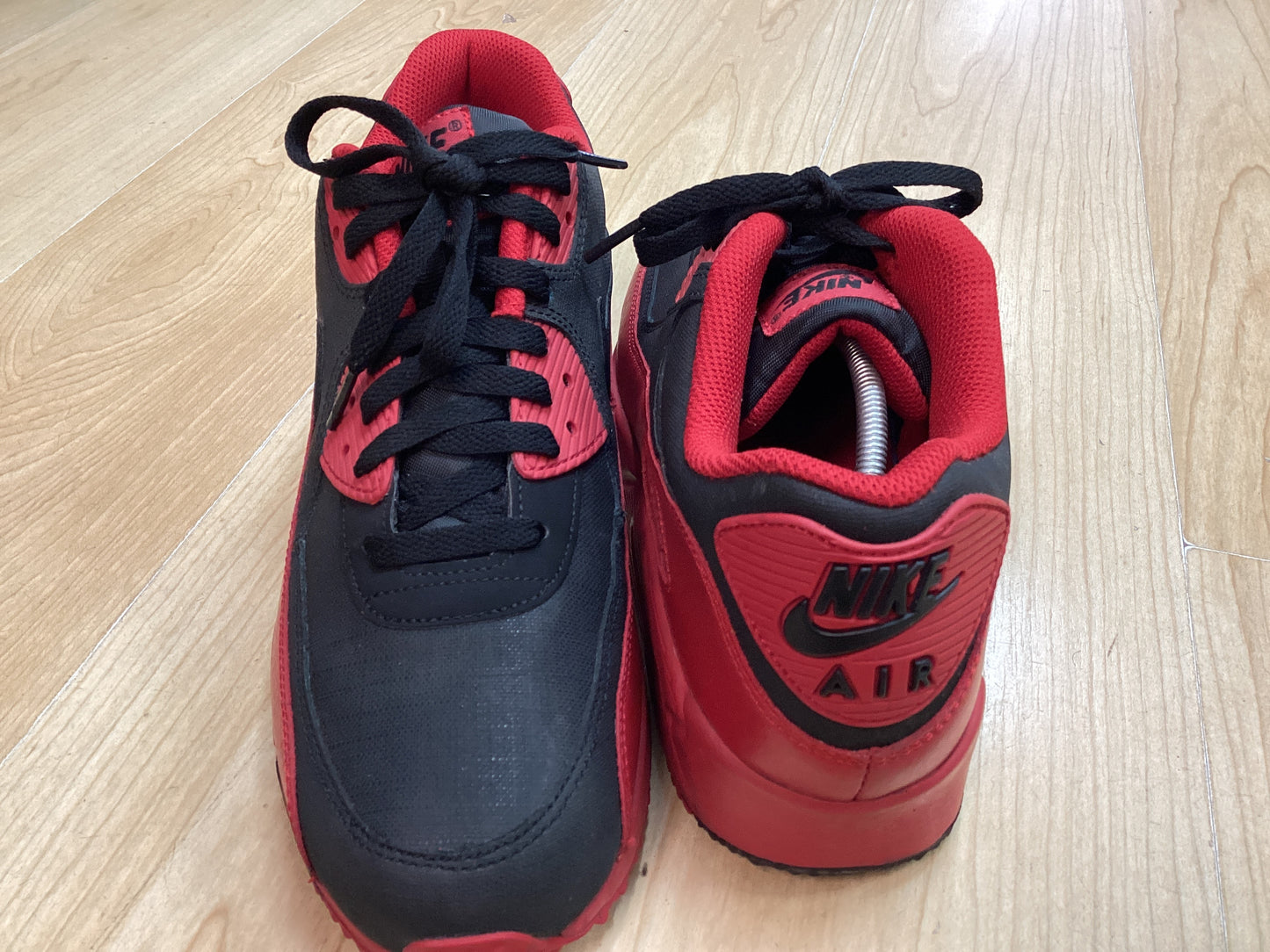 Nike Air Max 90 Winter Premium (2015) Red and Black - Size UK8.5