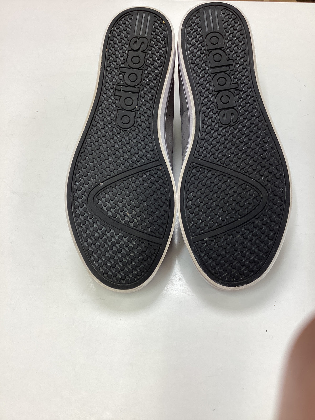 Adidas New VS Pace Mens trainers Grey with black trim size 8 1/2