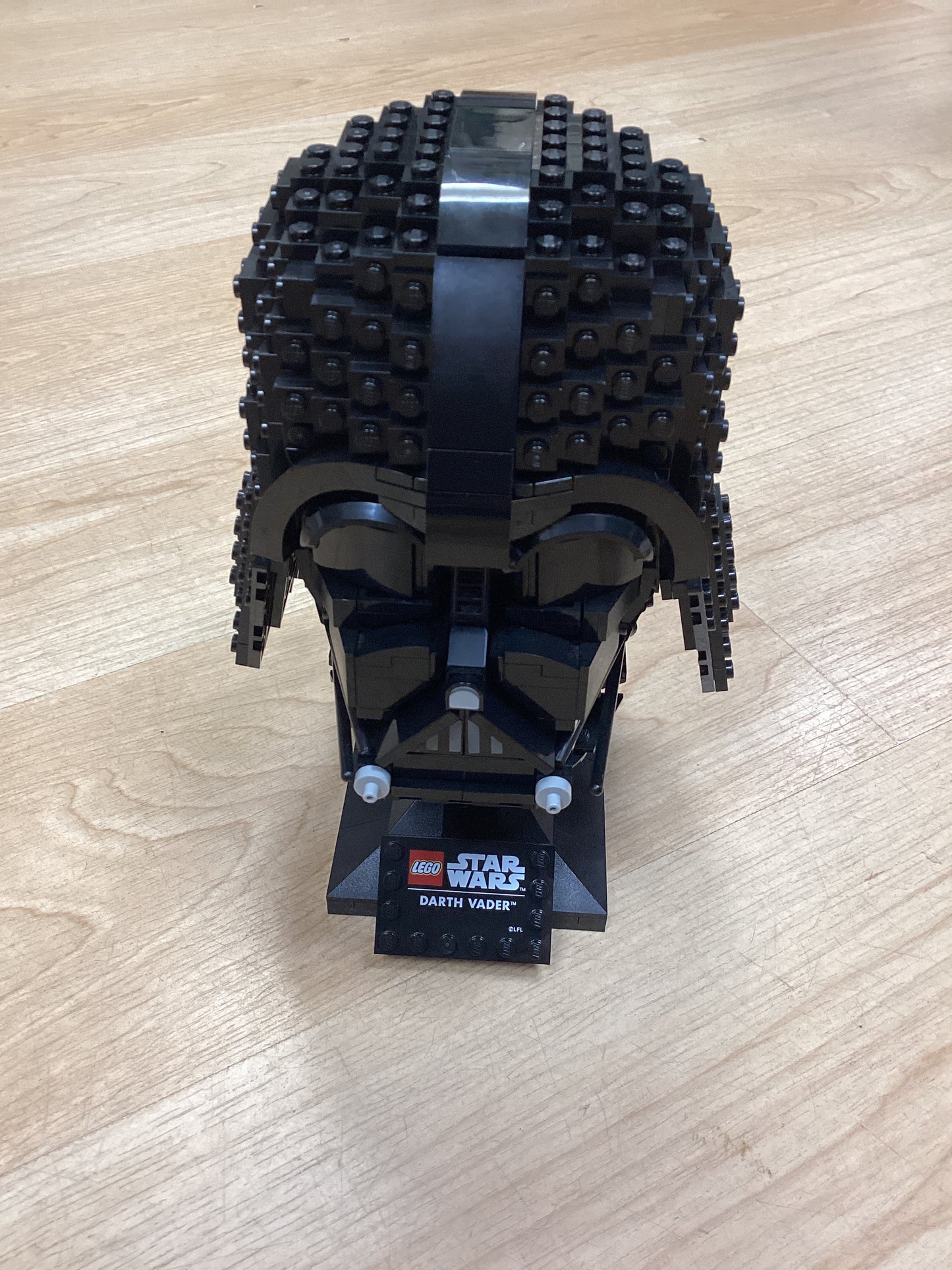 LEGO STAR WARS: Darth Vader Helmet (75304) - COMPLETE