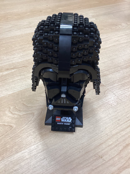 LEGO STAR WARS: Darth Vader Helmet (75304) - COMPLETE