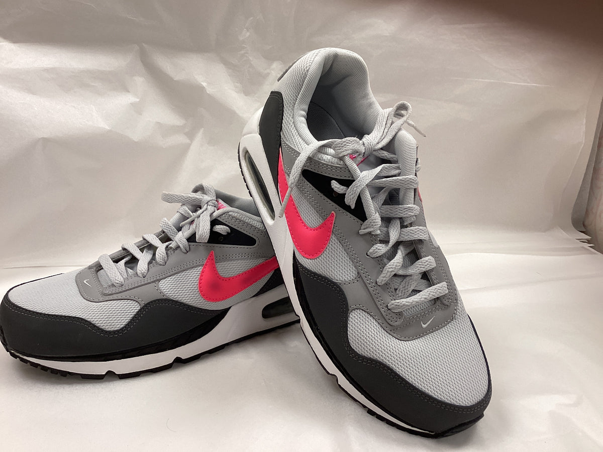 Men’s Nike Air Trainers size 7 1/2 UK two tone Grey with pink flash