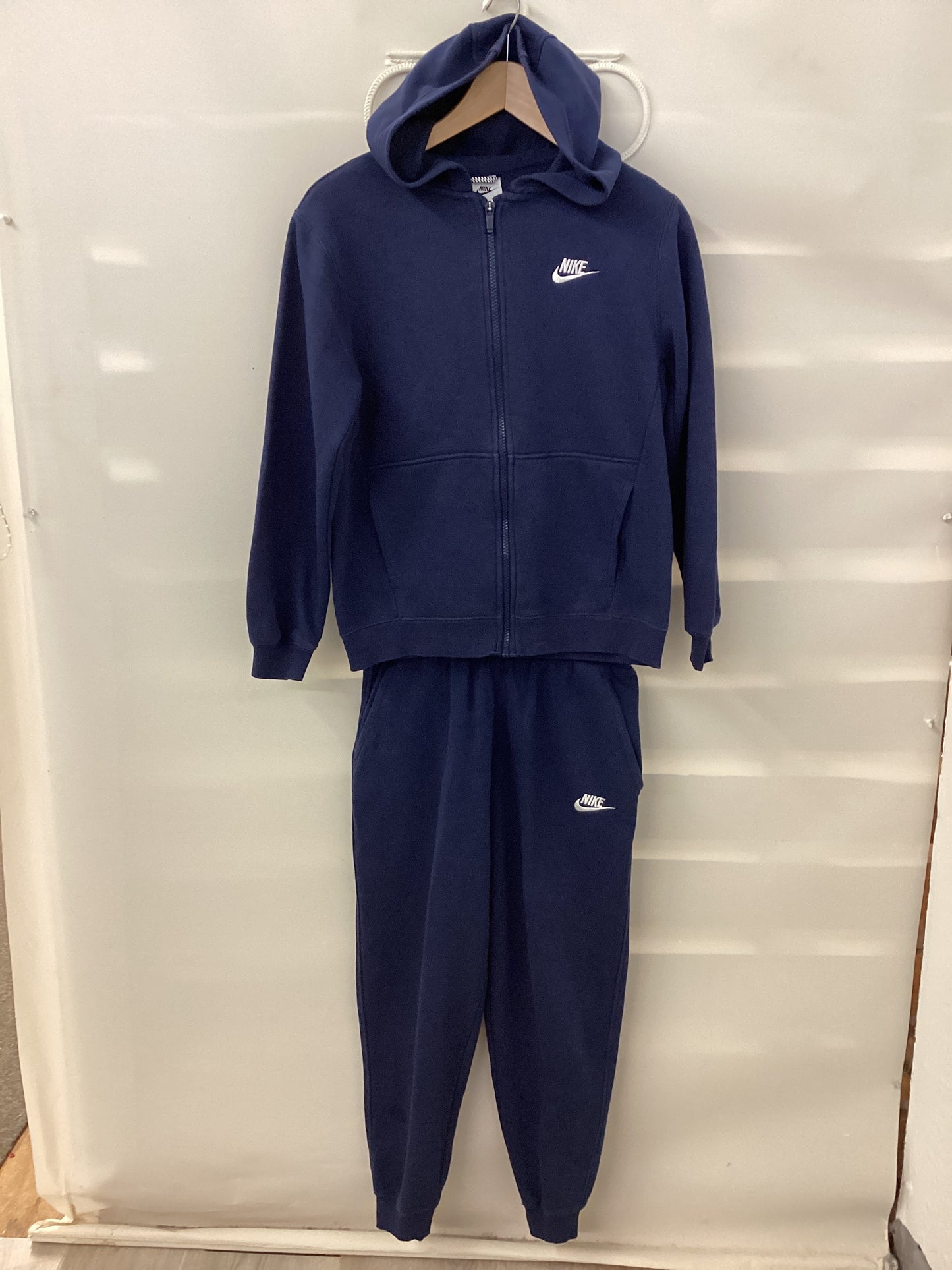 Nike Boys Tracksuit Size L - 147-158cm