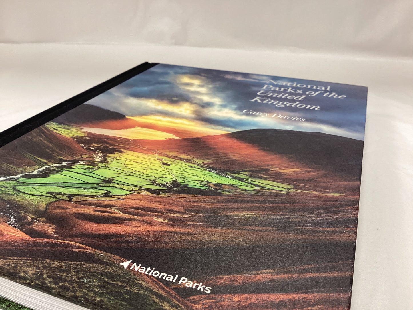 National Parks of the United Kingdom by Carey Davies - New Book