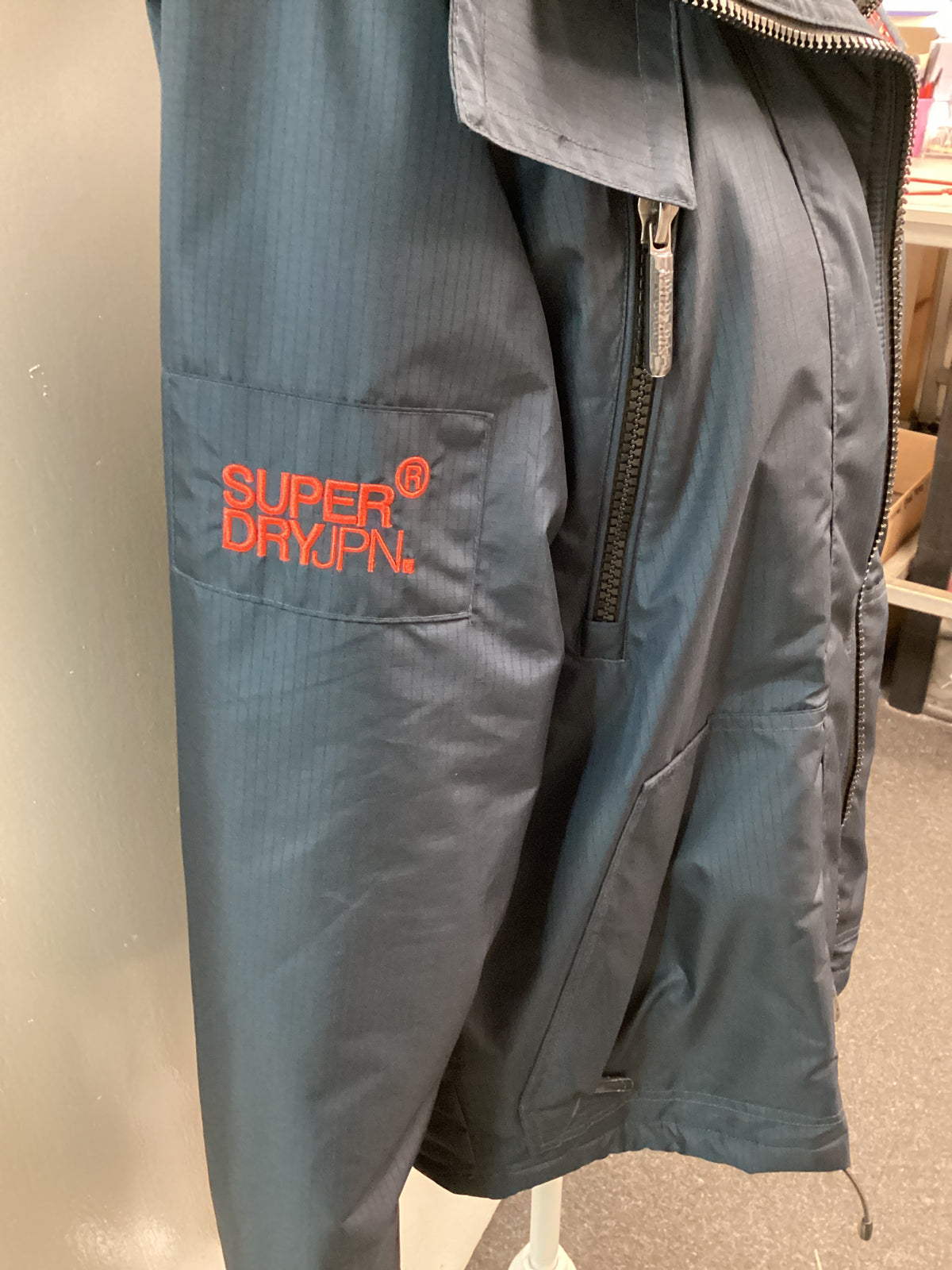 Super Dry New Women’s Hooded Windbreaker Jacket Eclipse Navy Size14
