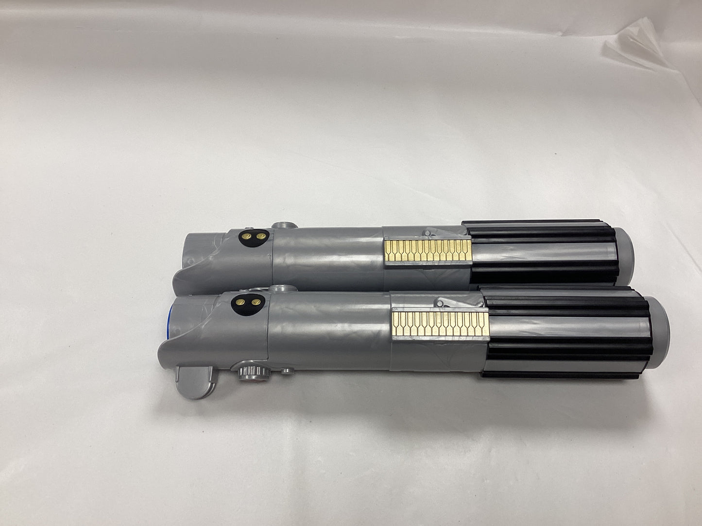 Set of 2 new blue extendable lightsabers from StarWars