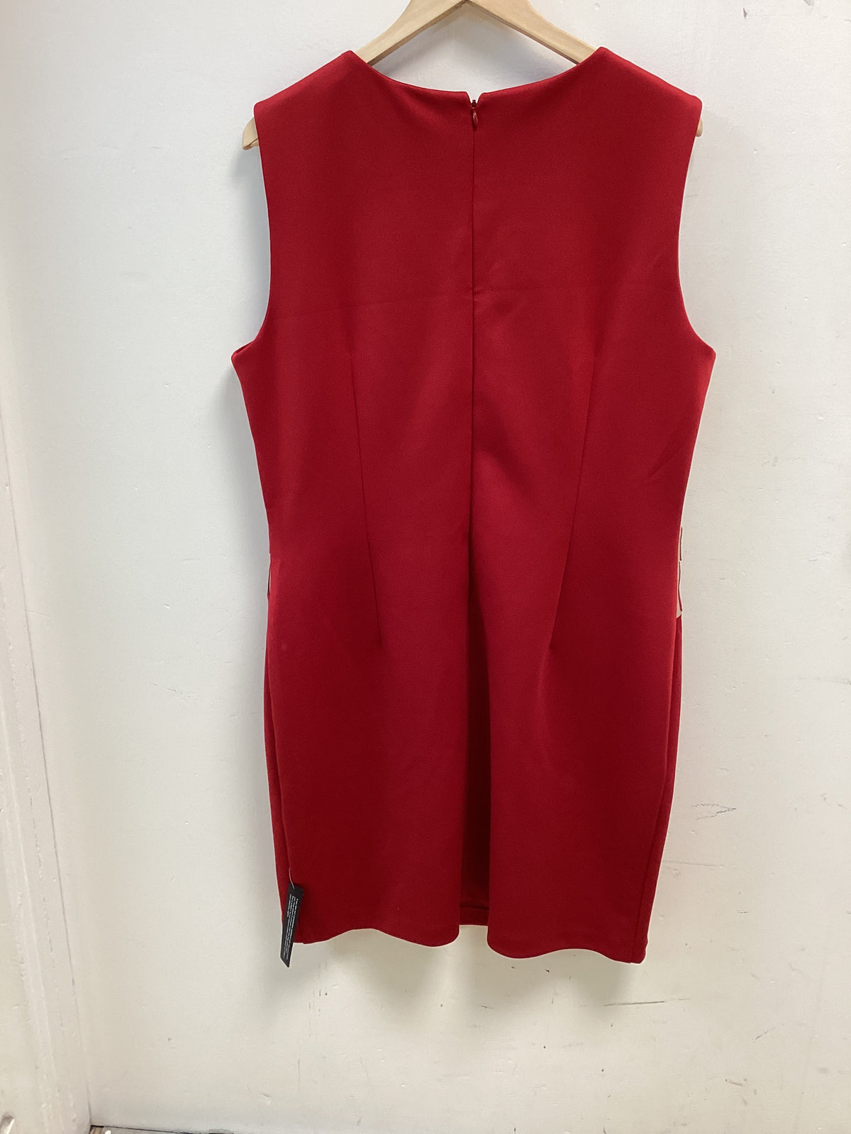 BNWT Ladies Dusk Dress Red size 20 with triangle detail