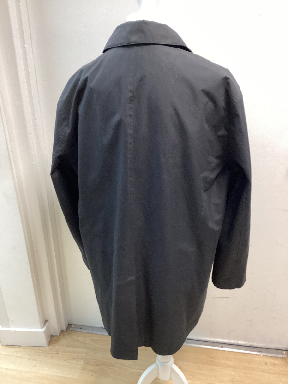 Harry Brown Black Label men’s Single Breasted Black Floral lined waterproof Trench Raincoat size XXL