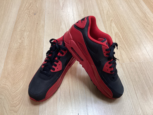 Nike Air Max 90 Winter Premium (2015) Red and Black - Size UK8.5