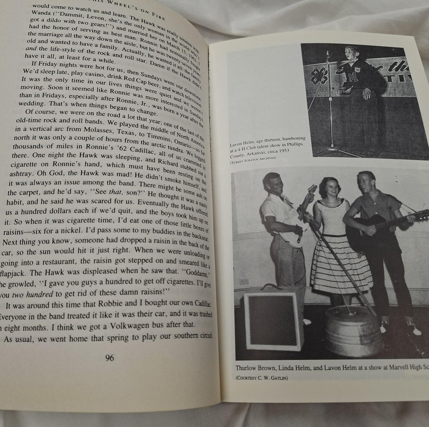 This Wheels on Fire Levon Helm and the story of The Band by Levon Helm