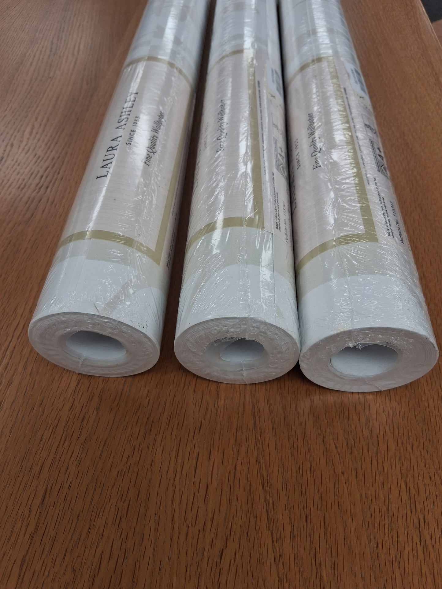 3 Rolls Laura Ashley Wallpaper Cottonwood Pearlescent White