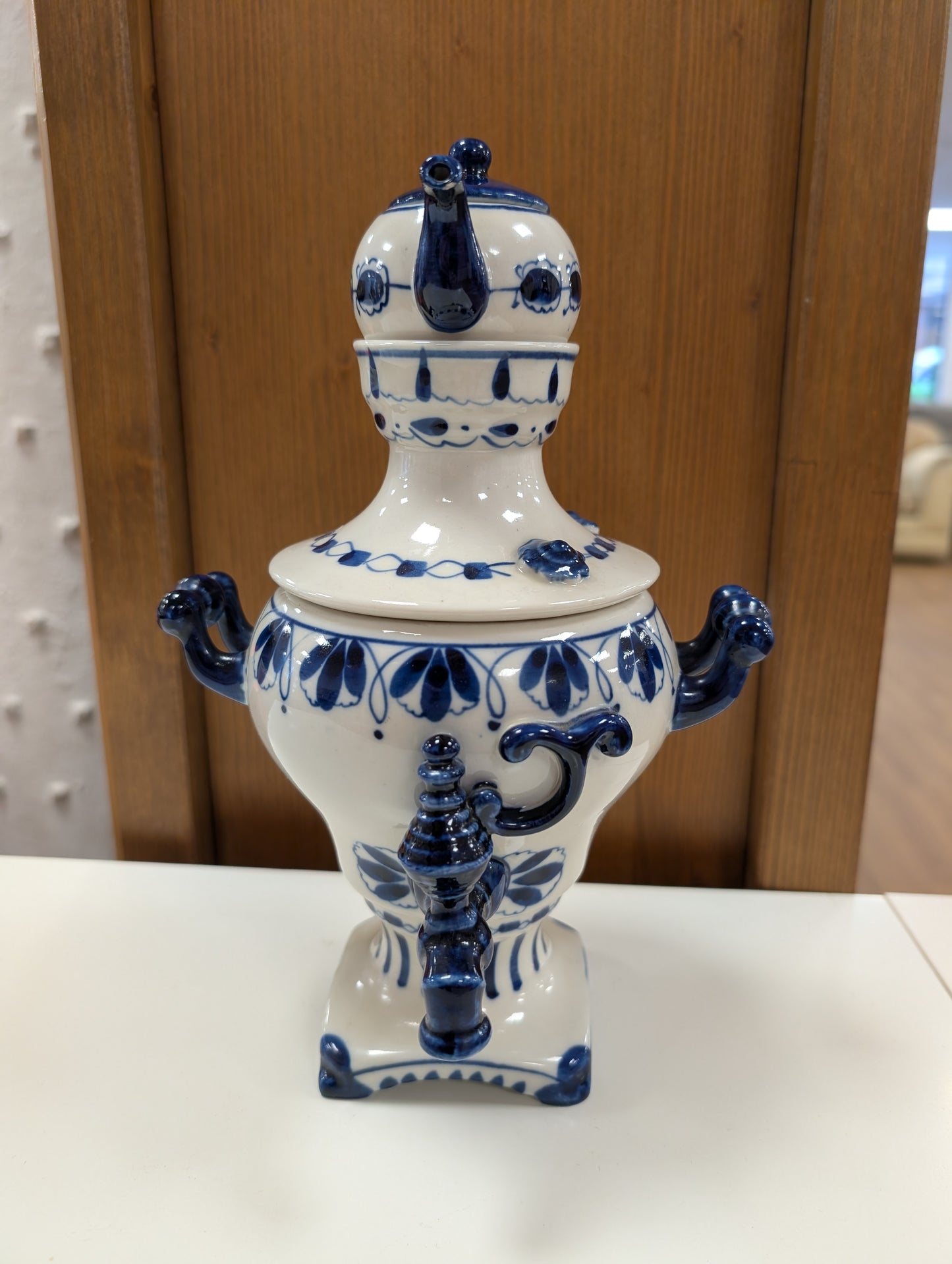 Ghzel Hand-crafted Porcelain Russian Samovar/Teapot