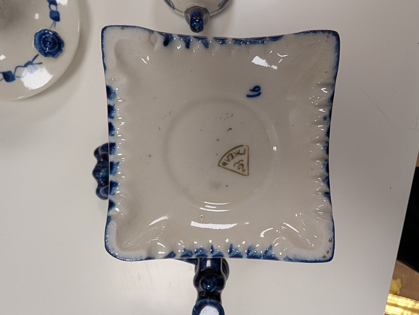 Ghzel Hand-crafted Porcelain Russian Samovar/Teapot