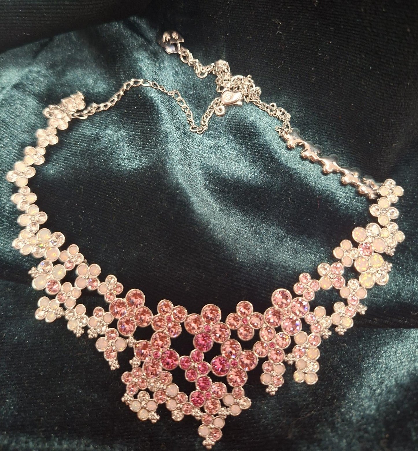 Swarovski Cherie Medium necklace 5110755
