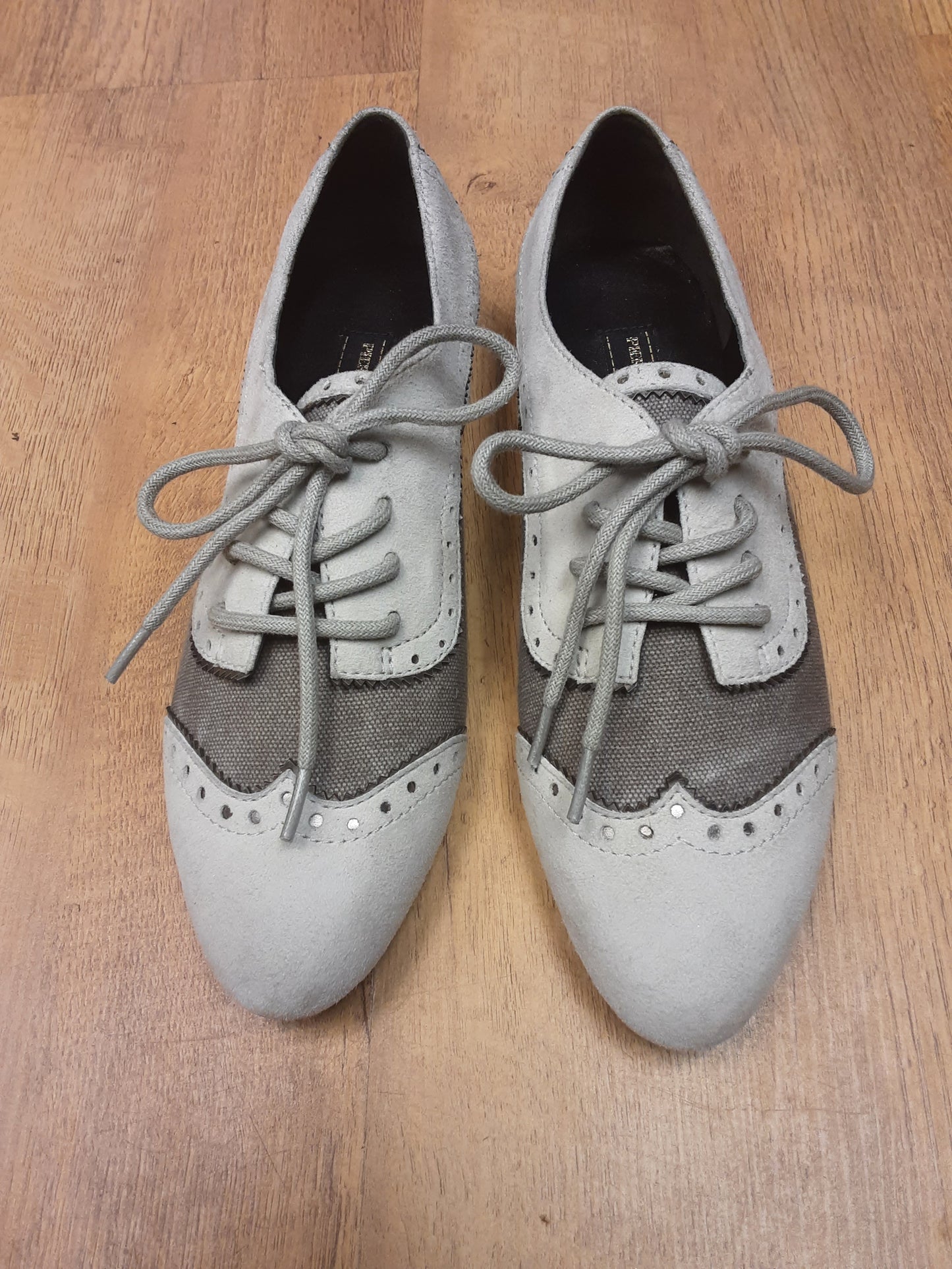 Pierre Balmain 2 Toned Grey Leather Lace-Up Flat Shoes Size 3.5